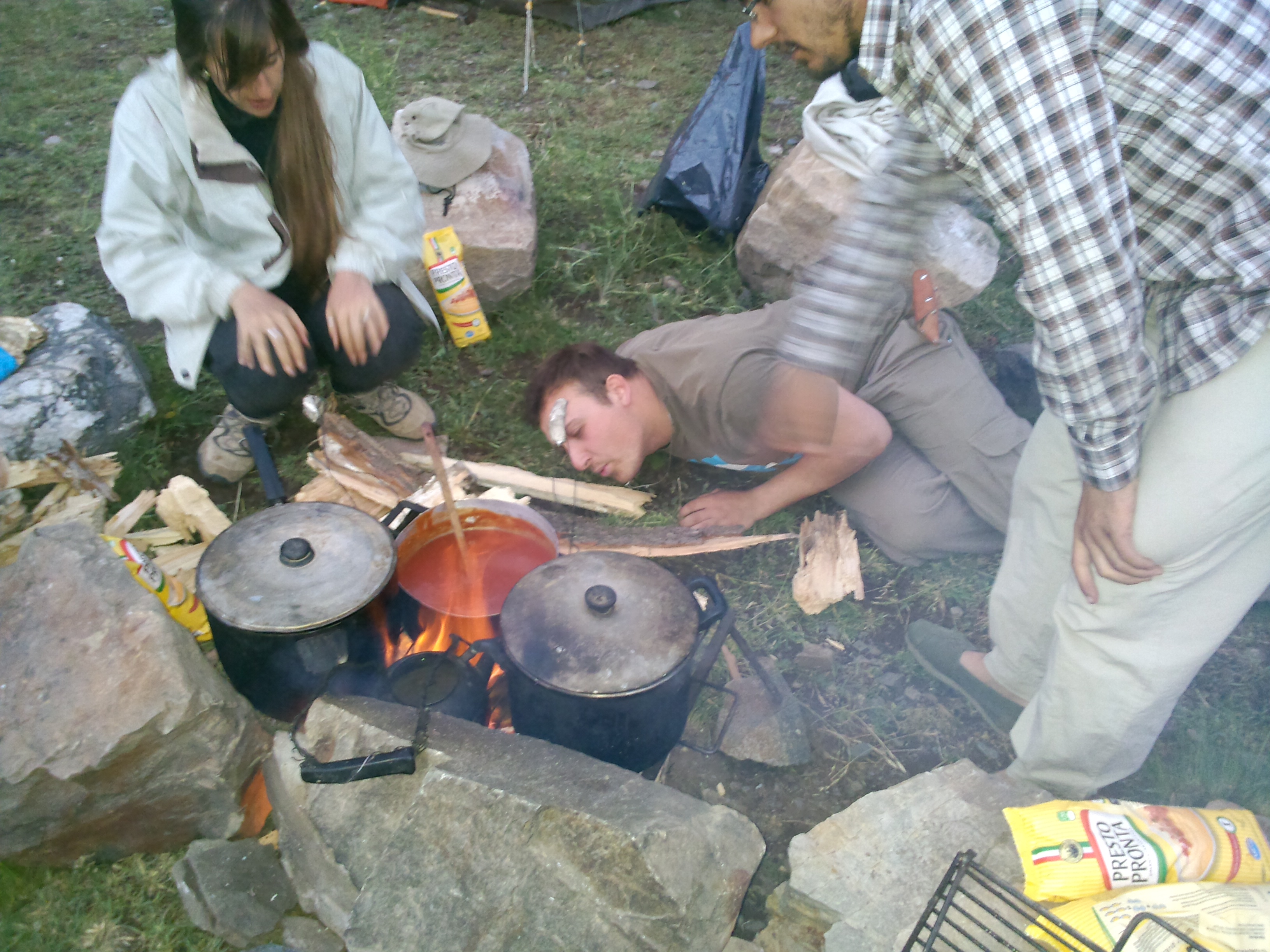 PREPARANDO LA CENA